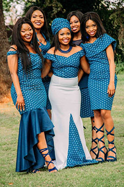 Blonde girls outfit ideas boda tswana, estampados africanos: Vestido de novia,  vestidos africanos,  Sudáfrica,  Atuendos De Seshoeshoe  