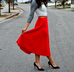 lindo traje de falda roja: Trajes De Falda  