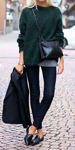Traje verde oscuro y negro.: Pantalones ajustados,  Atuendos Con Botas,  azul marino,  Atuendos Informales,  Trajes De Zapatos Planos  