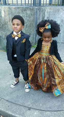 Vestidos negros de moda para niños, Ropa formal: traje de mameluco,  vestidos africanos,  Ropa formal,  Atuendos De Lobola  
