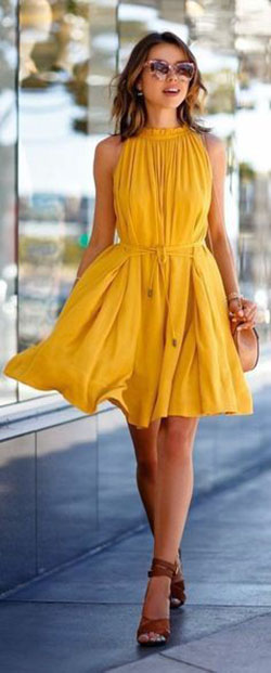 Complementar un vestido amarillo, Accesorio de moda: Camisa sin mangas,  Accesorio de moda,  Atuendos Informales,  Traje de brunch  