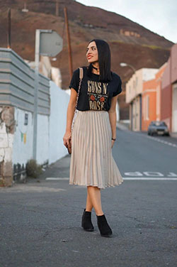 Faldas de pliegues de moda: Trajes De Falda,  Atuendos Informales  