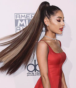 Ariana grande colores de pelo 2018: cabello rojo,  Ariana Grande,  Los atuendos de Ariana Grande  