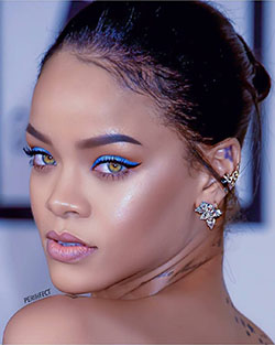 Momento especial cara de rihanna, Premios Grammy: premios Grammy,  Jay Z,  Belleza Fenty,  Los mejores looks de Rihanna  