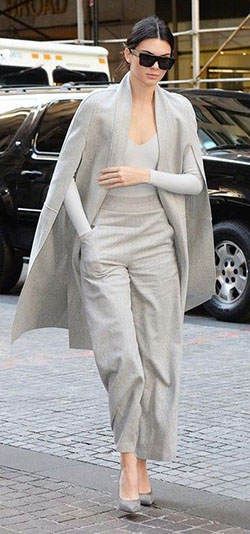 Trajes casuales de estilo callejero para damas, Zac Posen: Kendall Jenner,  vestido largo,  Ideas de ropa de calle  
