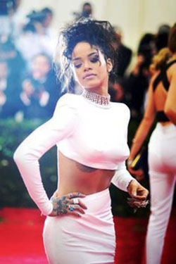 El cuerpo más elegante de Rihanna 2014, Met Gala: vestidos de alfombra roja,  con gala,  Sesión de fotos,  Fotos calientes de Rihanna  
