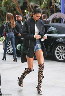 botas de gladiador kendall jenner: Kylie Jenner,  Zapato de tacón alto,  Kendall Jenner,  Tacón de aguja,  Sandalias de gladiador vestidos  