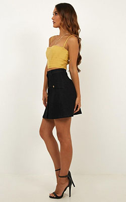 Comparte más imágenes de modelo de moda, Little black dress: Traje De Mini Falda  