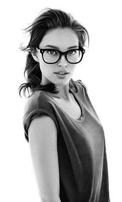 Stunning outfit ideas for emily didonato cute, Black and white: Gafas nerd  