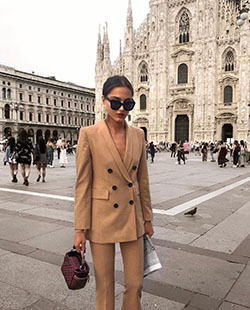 Impresionantes ideas para la catedral de Milán, moda callejera: Estilo callejero,  Atuendos De Noche  