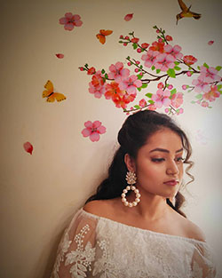 Farhina Parvez Jarimari Instagram, Floral design y Pink M: Diseño floral,  Farhina Parvez Jarimari  