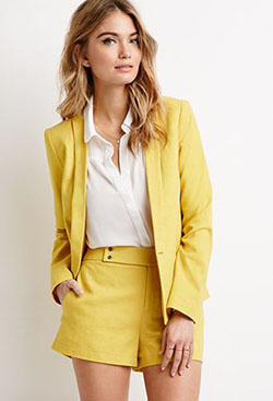 Blazer amarillo con shorts, Ropa formal: Ropa formal,  trajes de traje  