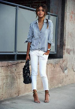 Business casual jeans mujeres verano: Pantalones ajustados,  Casual elegante,  Informal de negocios,  Viernes casual,  Atuendos Informales,  Trajes de mezclilla blanca  
