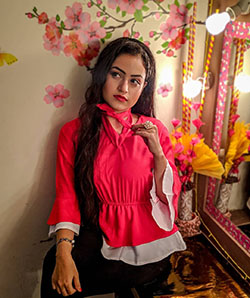Farhi's Parvez Jarimari Instagram, sesión de fotos, ropa formal: Chicas hermosas,  Ropa formal,  Sesión de fotos,  Farhina Parvez Jarimari  