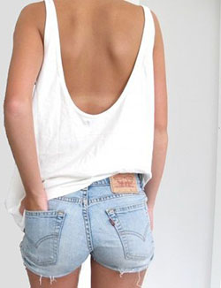 Camiseta de tirantes blanca con espalda escotada: top corto,  Camisa sin mangas,  Los Mejores Atuendos  