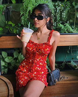 Chic Summer Outfit Ideas For 2020, Polka Dots Dress y Slip dress: trajes de verano,  Atuendos Informales  