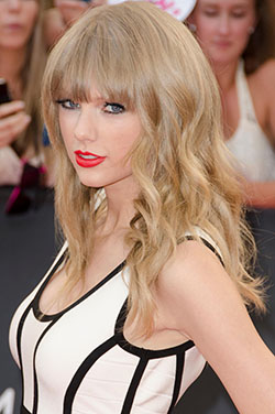 Impresionante traje de Taylor Swift: Ideas de atuendos,  fotos de celebridades,  Celebridad más famosa,  bastante lindas celebridades femeninas,  Imágenes de Taylor Swift,  Taylor Swift,  Sesión de fotos de Taylor Swift  