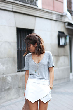 Shorts asimétricos blancos moda, Ropa casual: Trajes De Falda,  Atuendos Informales  