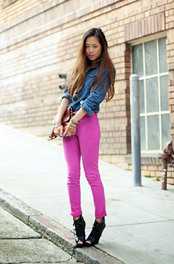 Traje de jeans rosados ​​​​flacos para adolescentes: Chaqueta de mezclilla,  vaqueros rosas,  pantalón rosa,  Ideas de trajes rosas,  Pantalón rosa  