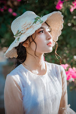 2012 Mujer con sombrero para el sol: 