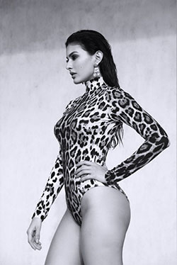 Foto más sexy de Amyra Software, modelo de Bollywood: Actriz de Bollywood,  La actriz más caliente,  Heroínas calientes de Bollywood,  Noticias calientes de Bollywood,  actriz india,  chicas en bikini de bollywood,  chicas de bollywood  