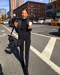 Traje de mochila Marc Jacobs, ropa de invierno, moda callejera, ropa casual, área urbana: Traje negro,  trajes de invierno,  Estilo callejero  