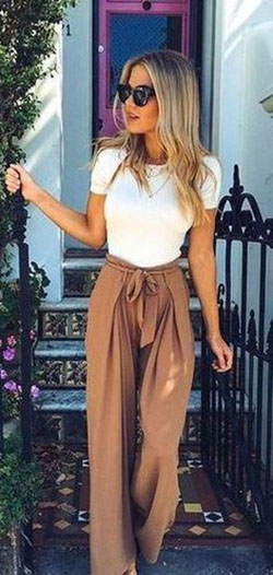 Hermosas ideas de ropa beige y marrón con pantalones, pantalones cortos.: Traje Beige Y Marrón,  Trajes De Pantalón  