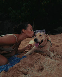 Foto divertida de Eva Gutowski, grupo deportivo, amor de cachorros: Raza canina,  Amor de cachorros,  chicas de instagram,  La caliente Eva Gutowski  
