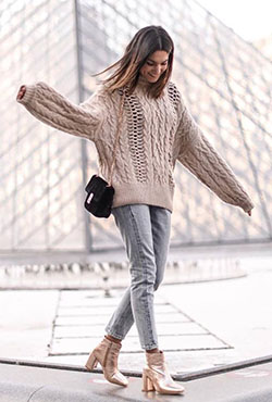 Hermosas ideas de ropa marrón y blanca con polainas, suéter, jeans.: Atuendos Informales,  Estilo callejero  