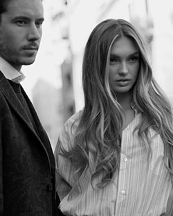 Romee Strijd fashion photography, Beautiful Lips, Long Layered Hair: Pelo largo,  fotografía monocromática,  Chicas Lindas De Instagram  