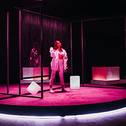 Anna Zak, escenografía teatral, artes escénicas, entretenimiento: Las artes escénicas,  Anna Zak Instagram  