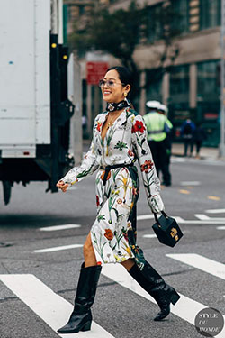 Combinación de colores con bota vaquera de cuero de vestir, bolso, zapato, bota: blogger de moda,  Fotografía de moda  