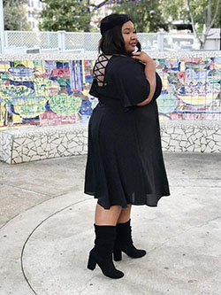 Combinación de colores vestidito negro vestidito negro, moda callejera: Estilo callejero  
