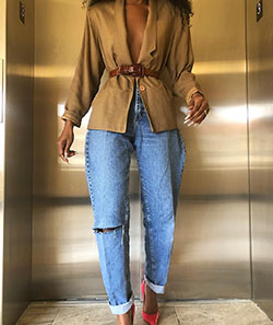 Random&Chic Vintage en Instagram: “¿Nada mejor que un toque de rosa? Compra este blazer haciendo clic en el enlace de la biografía” | Ideas de atuendos de verano 2020: Ideas de atuendos,  trajes de verano,  Instagram,  Ropa vintage,  Rosa  