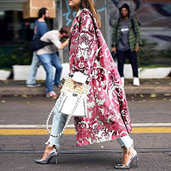 Clarissa Archer chicas instagram fotos, ropa ideas, moda callejera: Estilo callejero,  Ideas de atuendos de kimono  