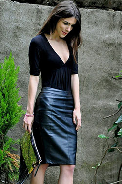 Ideas para vestir negro con vestidito negro, vestido de coctel: vestidos de coctel,  Falda de tubo,  modelo,  Falda de cuero,  Traje negro,  Traje De Falda De Cuero,  pequeño vestido negro  
