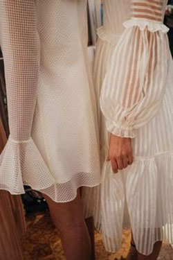 Traje de color beige y blanco con vestido de novia, blusa, camisa, top: Atuendos Para Citas,  Alta costura,  Traje Beige Y Blanco  