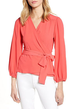 Outfit color rosa, debes probar con bermudas, blazer, blusa: Traje rosa,  Atuendos Naranjas  