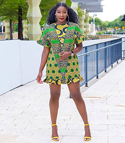 Último vestido afro Inspo para niñas: moda africana,  Vestidos Ankara,  Moda de Ankara,  Atuendos Ankara,  Atuendo Africano,  Asoebi Especial  