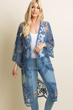 Outfit Stylevore kimono encaje azul pelo largo: Pelo largo,  traje azul,  Combinación de jeans y kurti  