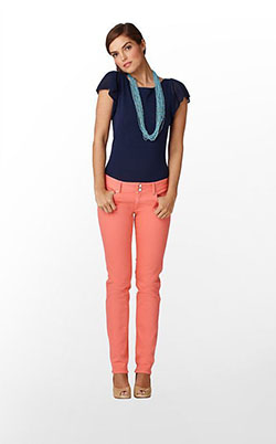 Atuendo turquesa y naranja con blusa, mezclilla, jeans.: Atuendos Naranjas  