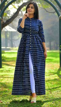 Traje de estilo hendidura diseño kurti, top kurti, lunares: bola kurti,  traje azul,  Combinación de jeans y kurti  