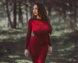 Louisa Khovanski vestido de cóctel vestido de color, ideas de atuendo: vestidos de coctel,  Vestido rojo,  Vestido de cóctel rojo,  louisa khovanski caliente,  Instagram de Luisa Khovanski  
