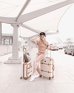 Instagram freddy primo marrón freddy primo marrón, freddy mi amor: traje blanco,  Ideas para vestir en el aeropuerto  