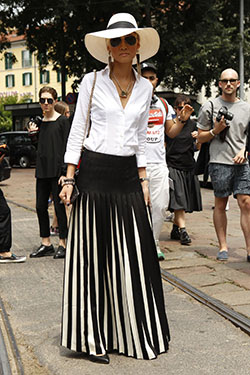 Semana de la Moda de Milán Primavera 2015 Moda Masculina Street Style | Impresionante atuendo | Traje ... | Ideas de atuendos de verano 2020: MODA,  Ideas de atuendos,  trajes de verano,  Trajes de primavera,  estilovore,  Estilo callejero  