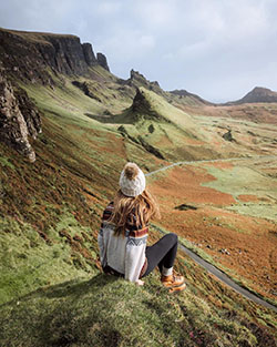 traje de diseñador isla de skye, formaciones montañosas, tierras altas escocesas, paisaje natural, parque nacional, área rural: Trajes de senderismo  