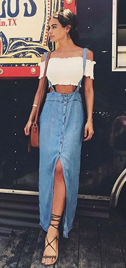 Look saia jeans longa com cropped: Falda de mezclilla,  top corto,  modelo  