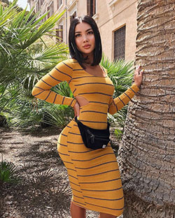 Amanda khamkaew viste casual, ropa casual, sesión de fotos, cabello negro: Vestido amoldeado al cuerpo,  pelo negro,  Traje naranja y amarillo  