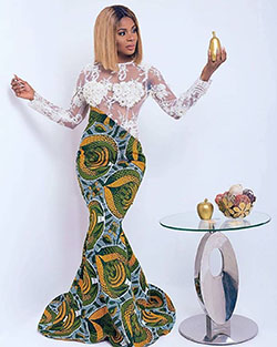 Inspiración de prendas estampadas de moda para mujeres afro: moda africana,  Vestidos Ankara,  Atuendos Ankara,  Atuendo Africano,  vestidos coloridos,  vestidos africanos,  Vestido Estampado  