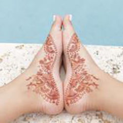 Diseños fáciles de bricolaje con henna para pies: 